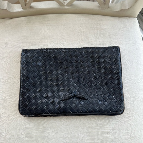 Bottega Veneta Dark Woven Wristlet - Picture 1 of 11
